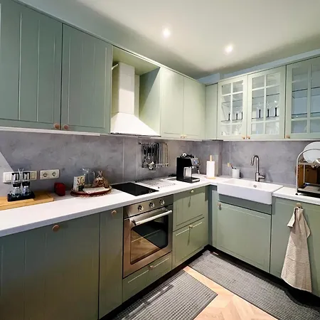 Lagom - Next To The Gondola