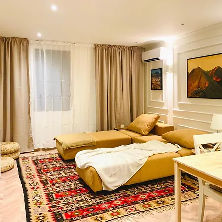 Апартамент Lagom - Next To The Gondola Банско