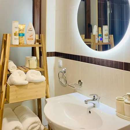 Lagom - Next To The Gondola * Банско