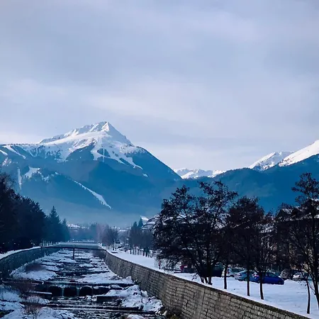 Апартамент Lagom - Next To The Gondola Банско